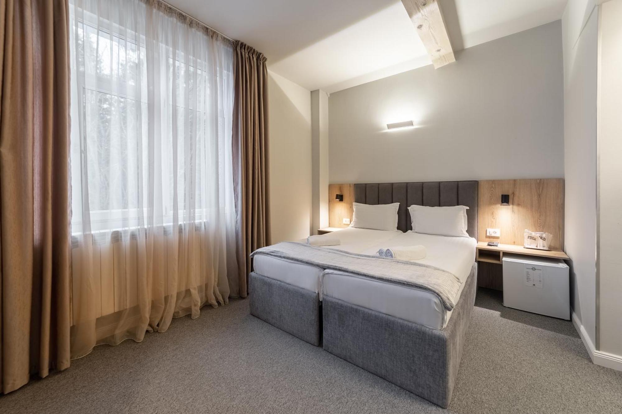 Eden 3 & Eden 4 Hotel เปรดัล ภายนอก รูปภาพ